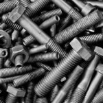 Cómo sacar un tornillo que gira y no sale
